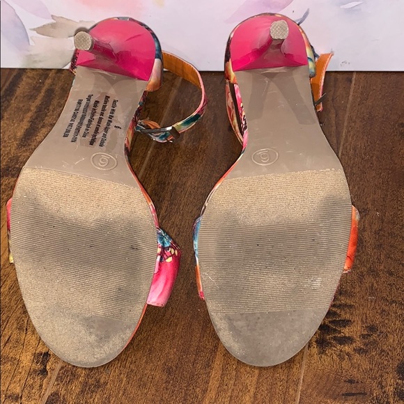 Colourful heels - Picture 4 of 4